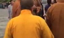 和尚互相爆料视频播放在线观看,和尚互爆视频在线观看，真相曝光！