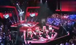 娱乐爆爆料客,揭秘娱乐圈幕后故事，带你走进明星真实生活