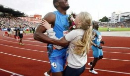 博尔特女友爆料视频播放,揭秘运动员背后的情感世界
