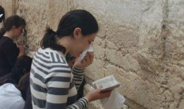 娱乐吃瓜君素颜,真实颜值与网络形象大对比