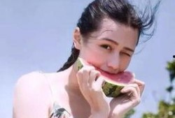 娱乐吃瓜的头像图片女,娱乐吃瓜界的时尚新宠