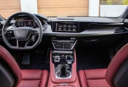 奥迪新款内饰爆料视频讲解