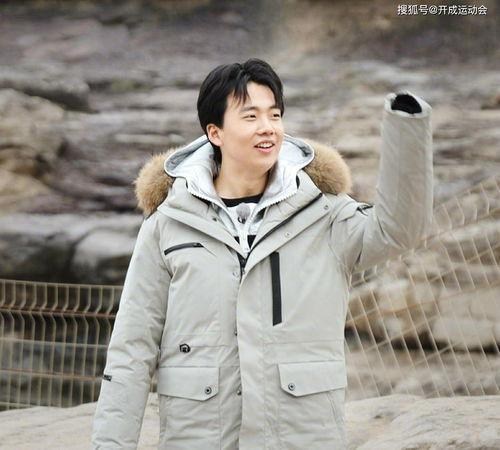 吃瓜娱乐郭麒麟,吃瓜娱乐背后的喜剧人生